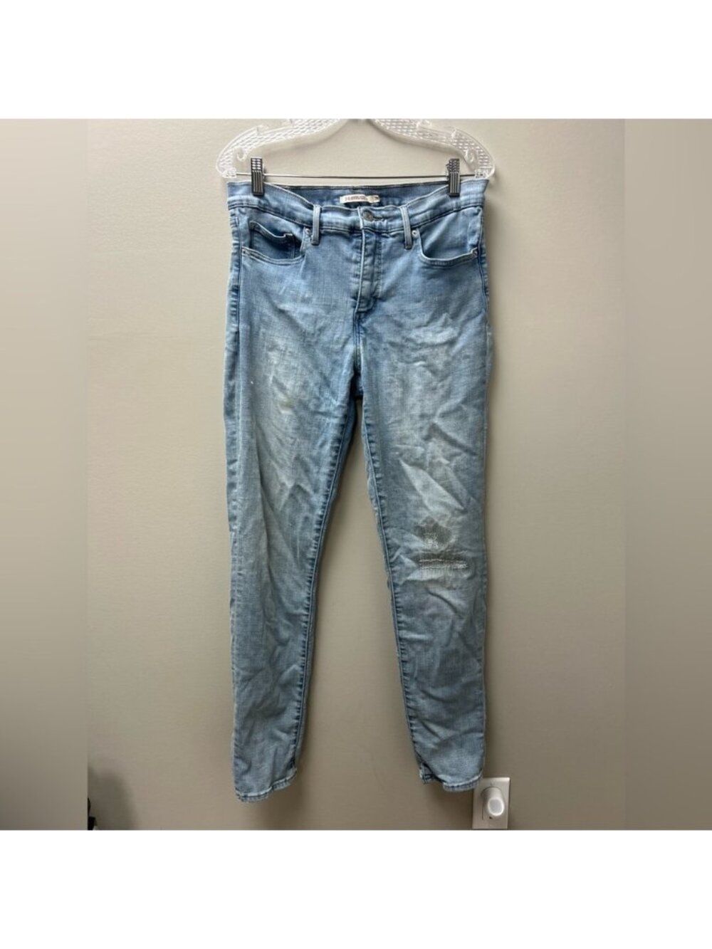 Levi’s Women’s 311‎ Shaping Skinny Light Wash Jeans